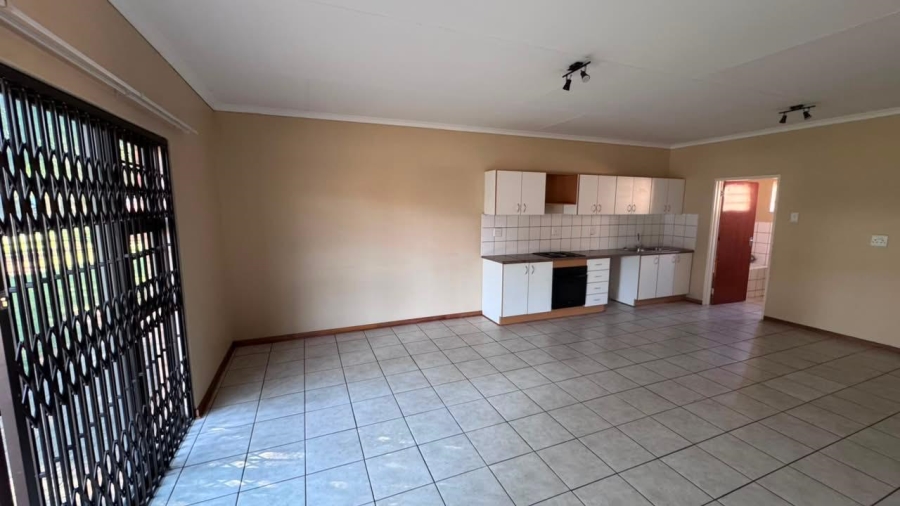 2 Bedroom Property for Sale in Rhodesdene Northern Cape